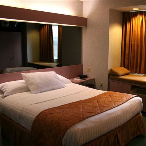 Centerway Hotel Buffalo Тонаванда Номер фото
