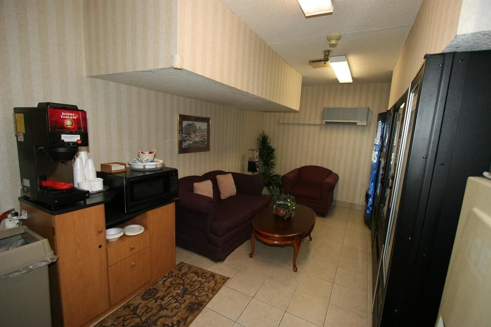 Centerway Hotel Buffalo Тонаванда Экстерьер фото