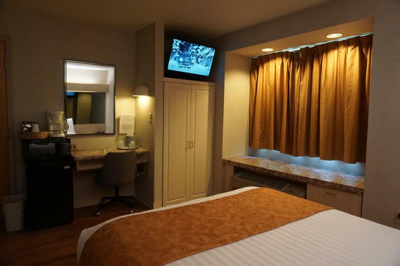 Centerway Hotel Buffalo Тонаванда Экстерьер фото
